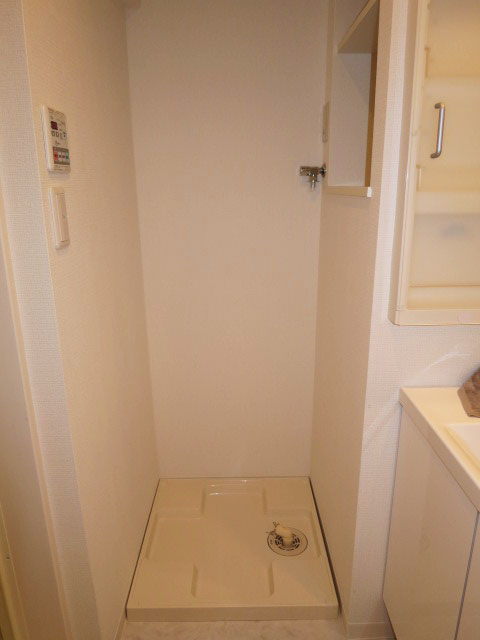 常磐松サマリヤマンション　使い勝手良さそうな洗面化粧台