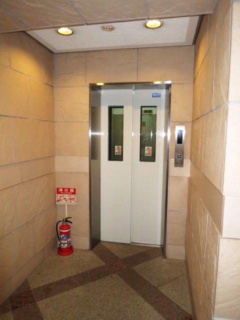 アビテ本郷　エレベーター