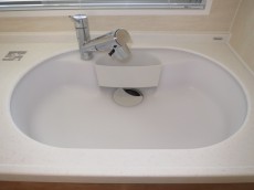 バロール代々木　窓があり明るいキッチン