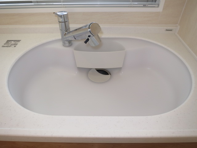 バロール代々木　窓があり明るいキッチン