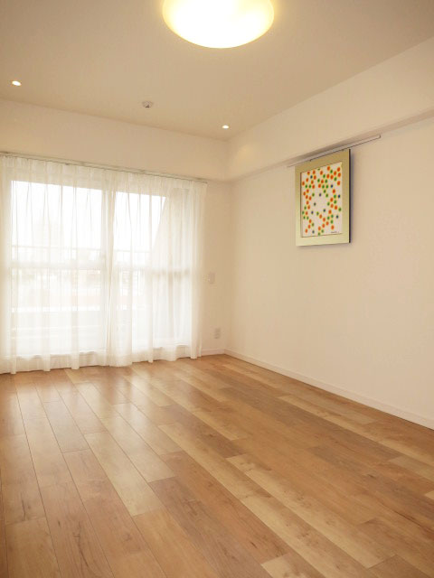 バロール代々木　約6.5帖のリビング