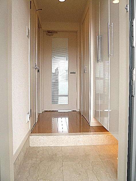 セーナ世田谷公園　玄関ホール