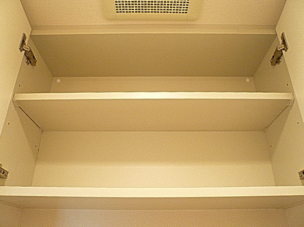 セーナ世田谷公園　吊戸棚