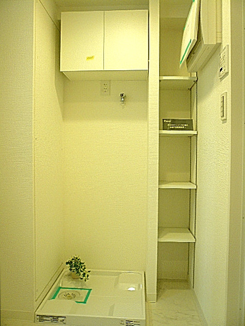 洗濯機置き場　ニッチ