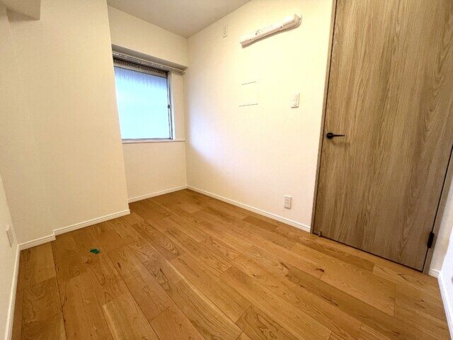 シャトーエスペランス洋室