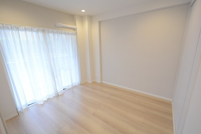 サンヴェール世田谷経堂　洋室