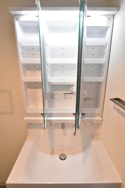 ニュー恵比寿フラワーマンション 洗面室