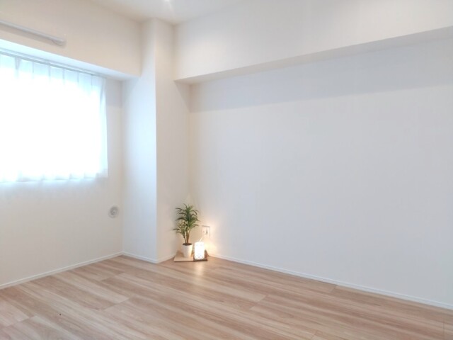 エクセルシオール新宿 洋室