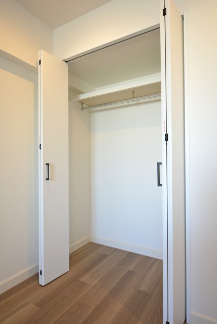 ドルフ目黒 洋室1