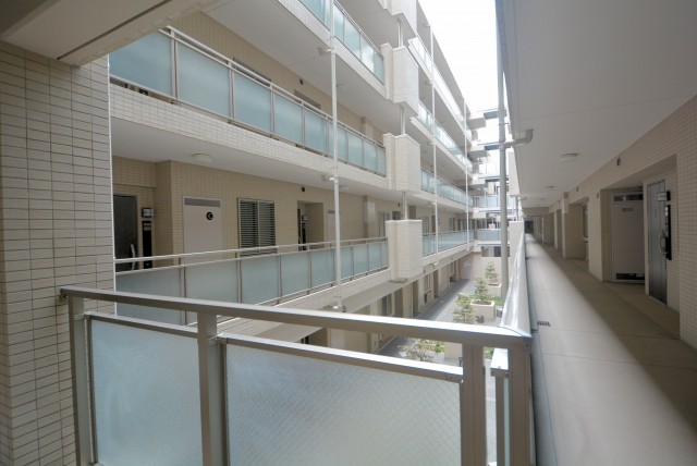 小石川ザ・レジデンスイーストスクエア 外廊下