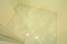 目黒サンケイハウス　廊下にあるウォークインクローゼット