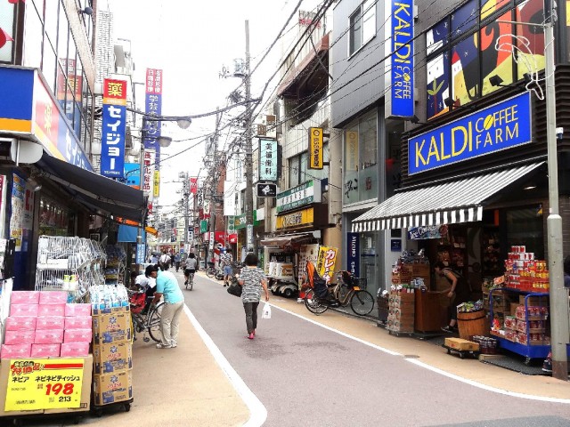 目黒サンケイハウス　東口商店街
