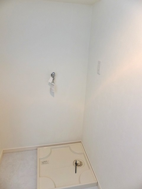 ライオンズマンション小石川第2　洗濯機置場