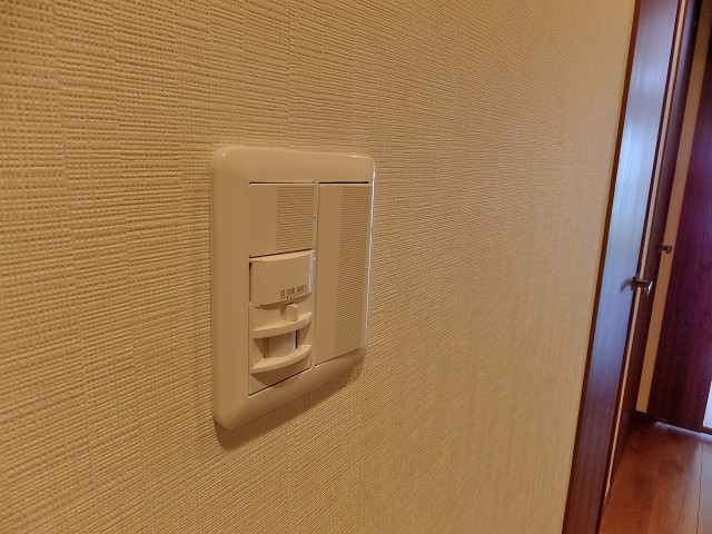 セザール第二千歳船橋　人感センサー