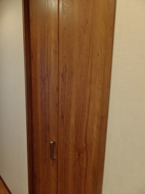 セザール第二千歳船橋　廊下物置