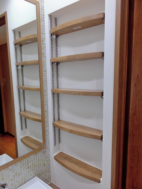 千歳船橋サマリヤマンション　洗面台棚