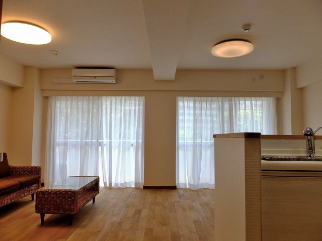 千歳船橋サマリヤマンション　リビング