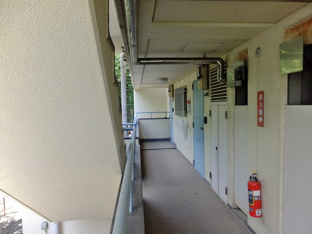 千歳船橋サマリヤマンション　外廊下