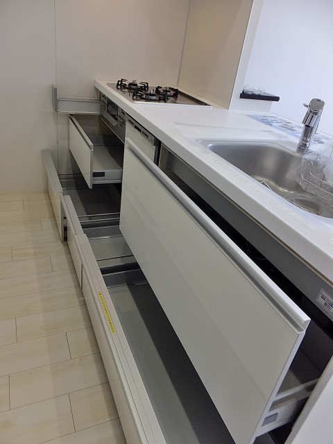 芦花公園パークホームズ　キッチン収納