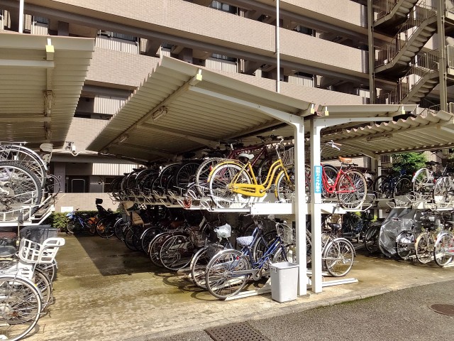 芦花公園パークホームズ　駐輪場