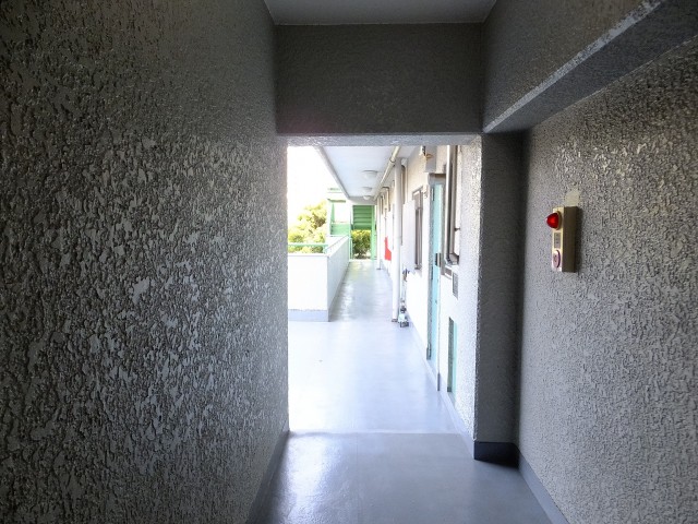 第一東個マンション　廊下