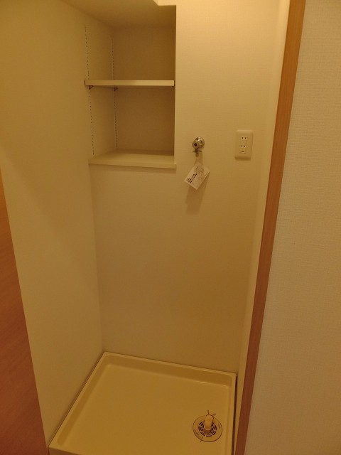 第一東個マンション　洗濯機置場