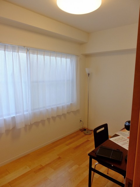 第一東個マンション　洋室1