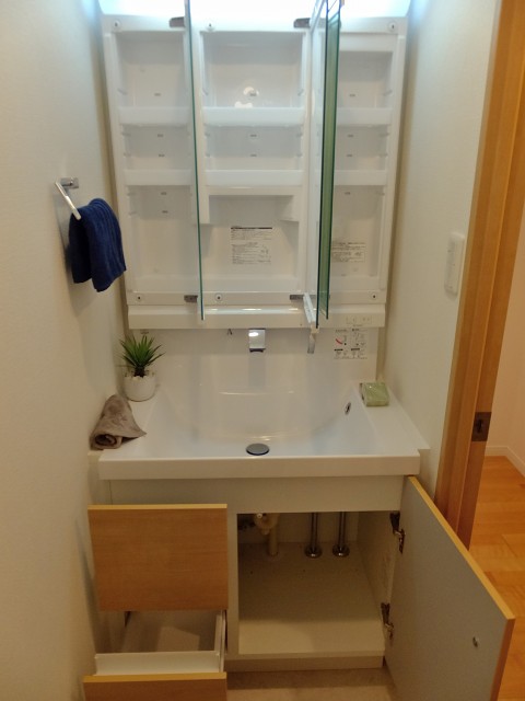 第一東個マンション　洗面台