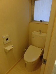 キャッスル花井　トイレ