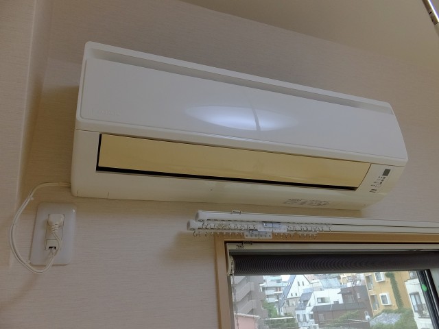 キャッスル花井　洋室Eエアコン