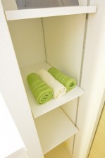 目黒サンケイハウス　洗面室収納