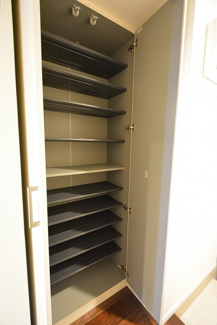 目白が丘マンション　シューズBOX