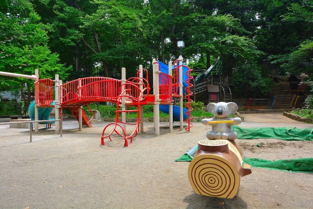 マンション都立大　中根公園