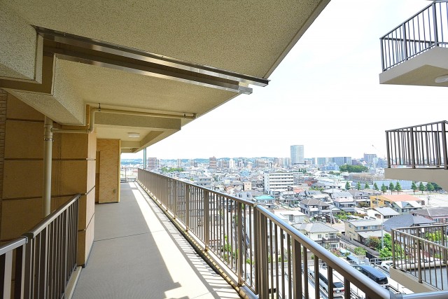 グランシティワンダーマークス　外廊下