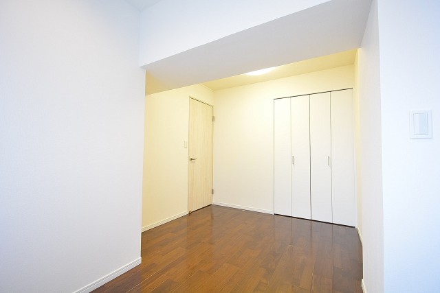 目白が丘マンション　6.0帖のベッドルーム