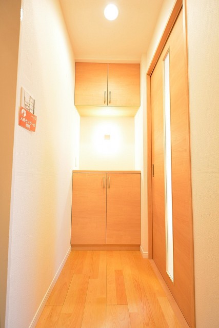 マンション五反田　玄関ホール