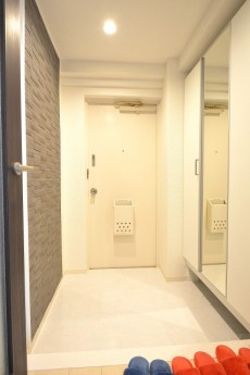 マンション池尻　玄関ホール