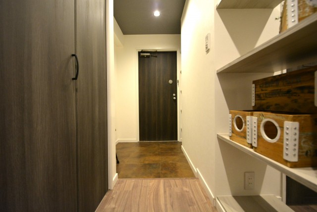 ファミール西新宿904　玄関