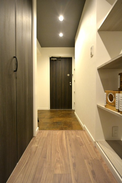 ファミール西新宿904　玄関