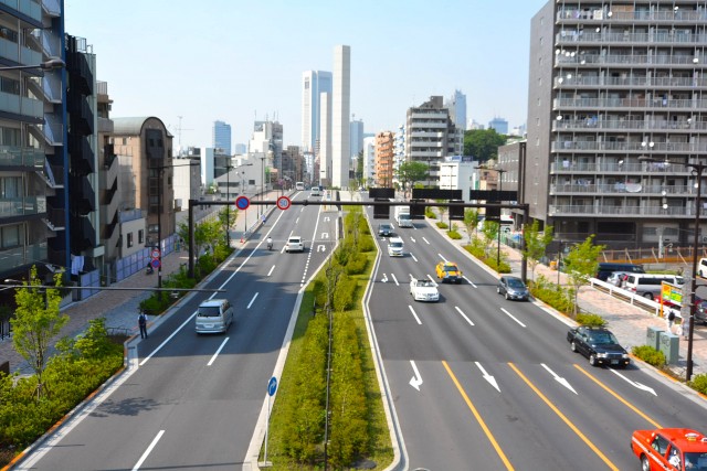 オリンポス代々木公園　山手通り