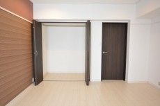 マンション池尻　洋室約8帖