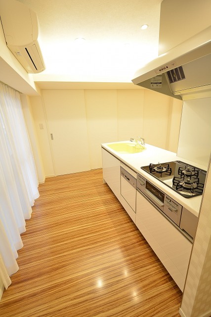 サンビューハイツ千駄ヶ谷　キッチンスペース