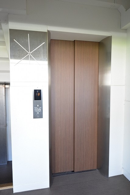 ツイン一の橋二番　エントランス