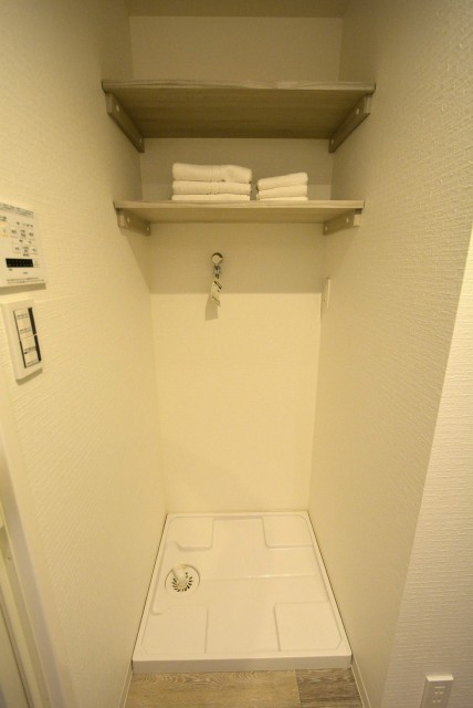 ファミール西新宿904　洗濯機置場