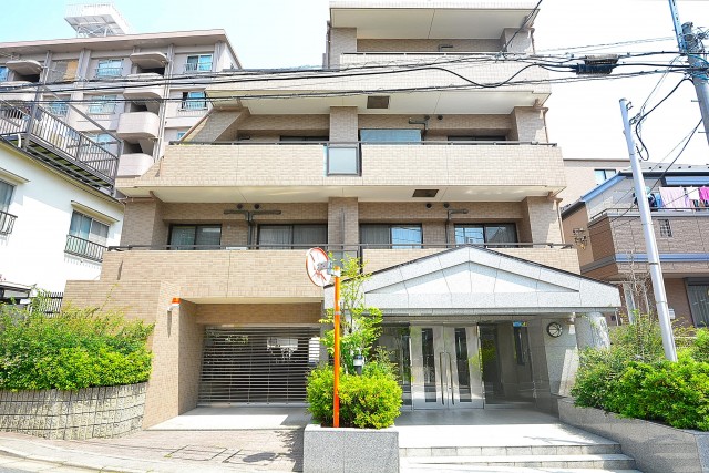 インペリアル中野南フラット　外観