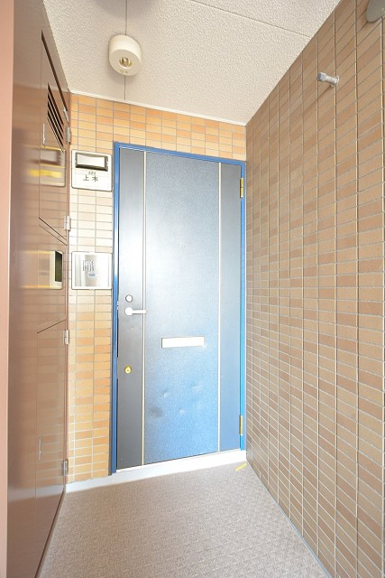 インペリアル中野南フラット　玄関ドア