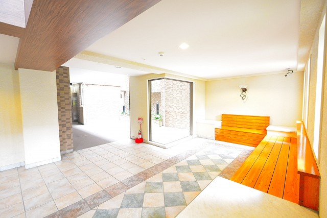 藤和シティホームズ中野江古田　エントランスホール