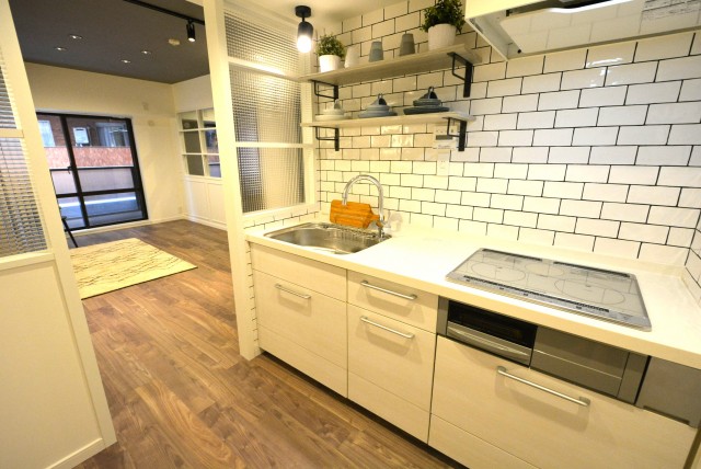 ファミール西新宿904　キッチン