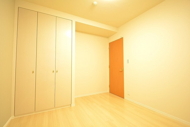 6.0帖のベッドルーム