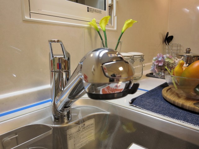 五反田サニーフラット　キッチン水道
